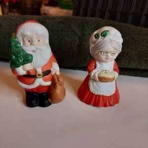Vintage* Russ Mr & Mrs Claus Salt and Pepper Shakers